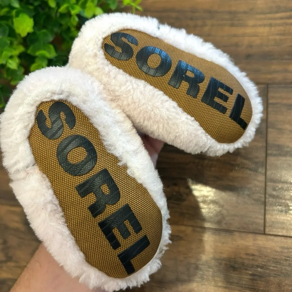 SOREL Bear Paw Slippers Fury Fuzzy Soft Dusy Pink Baby Infant Booties Size 2 - Picture 6 of 7